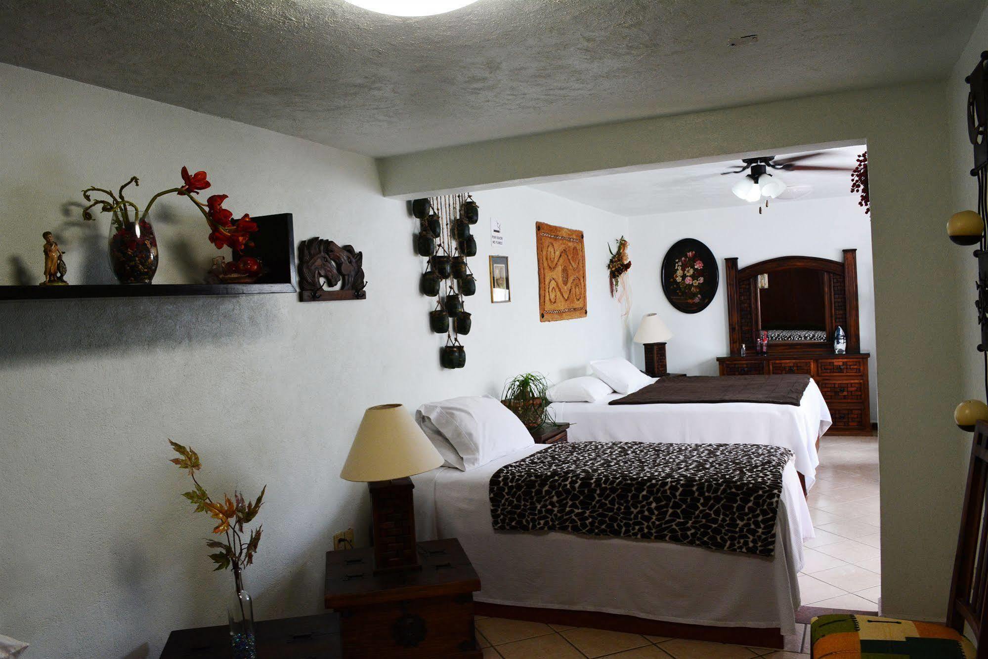 ホテル Residencia Sofia ケレタロ エクステリア 写真