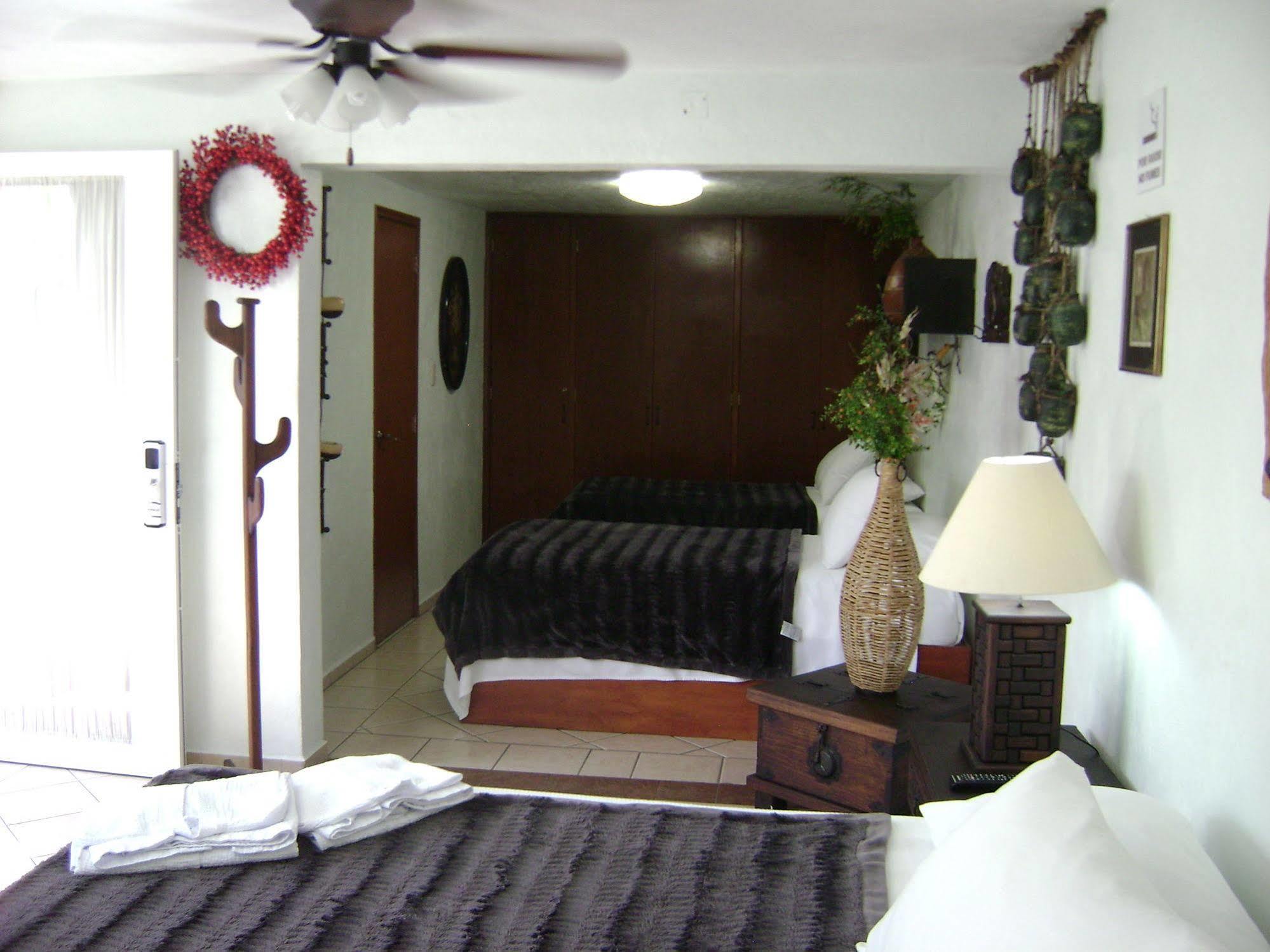 ホテル Residencia Sofia ケレタロ エクステリア 写真